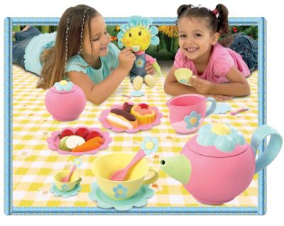 Fifi Picnic Party Playset and DVD